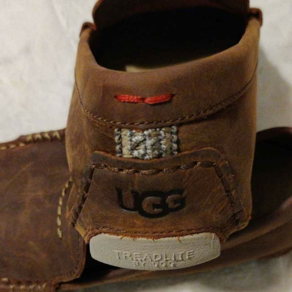 UGG Henrick Loafer - Picture 5 of 6